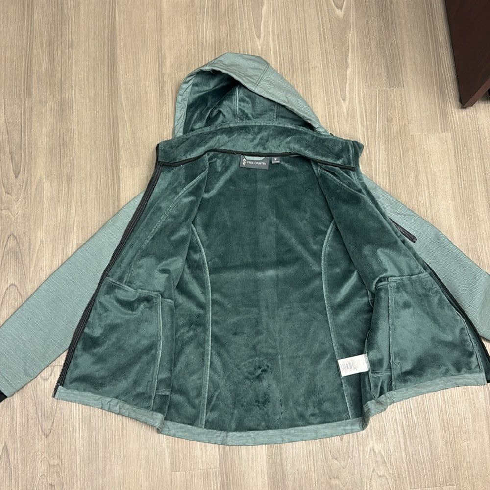 Free Country Women’s Jacket - Picture 5 of 10